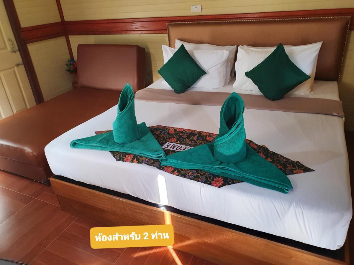The Royal Bamboo Lodges - Sha Certified Khao Sok National Park Extérieur photo