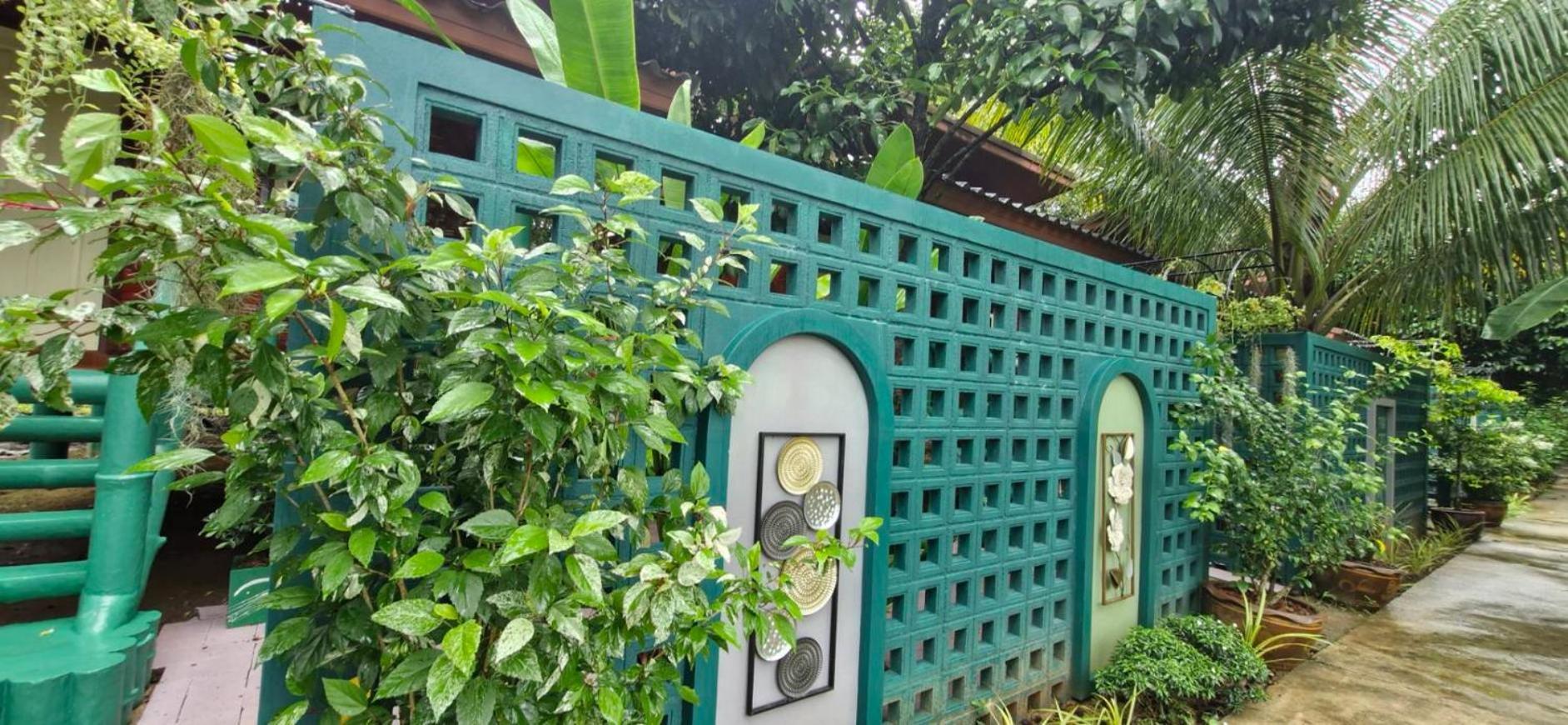 The Royal Bamboo Lodges - Sha Certified Khao Sok National Park Extérieur photo